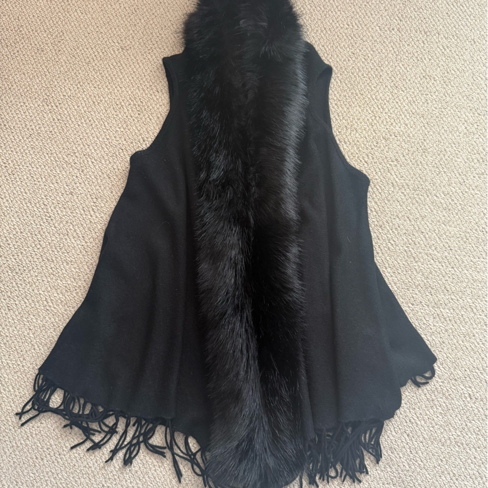 Black Faux Fur Trimmed Vest